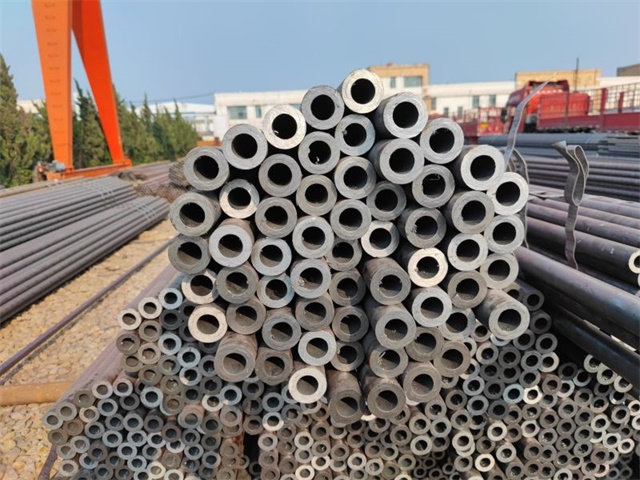 德格16Mn小口径无缝钢管